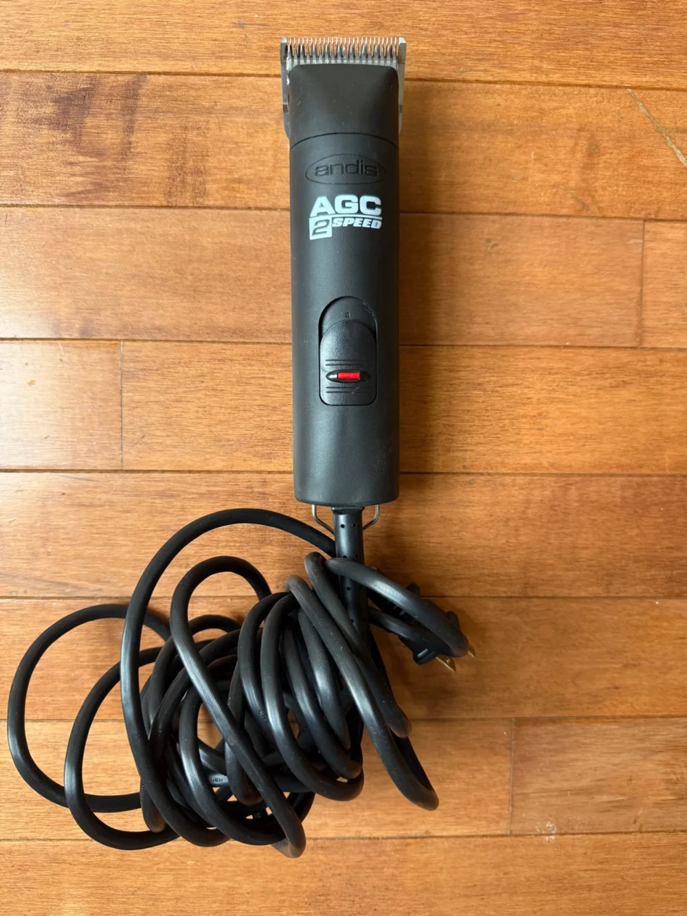 AGC 2 Speed Pet Clippers + Steel Comb Set